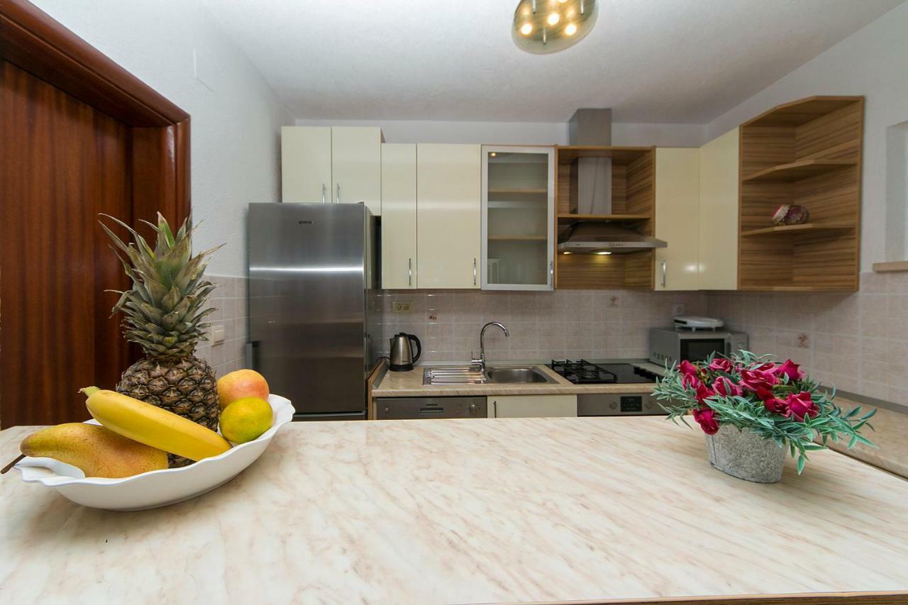 Apartment Marina Makarska Eksteriør billede