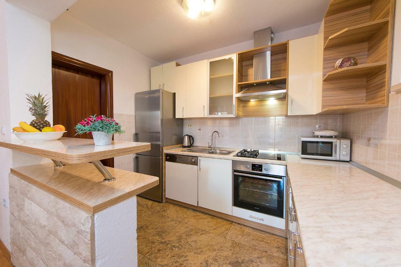 Apartment Marina Makarska Eksteriør billede