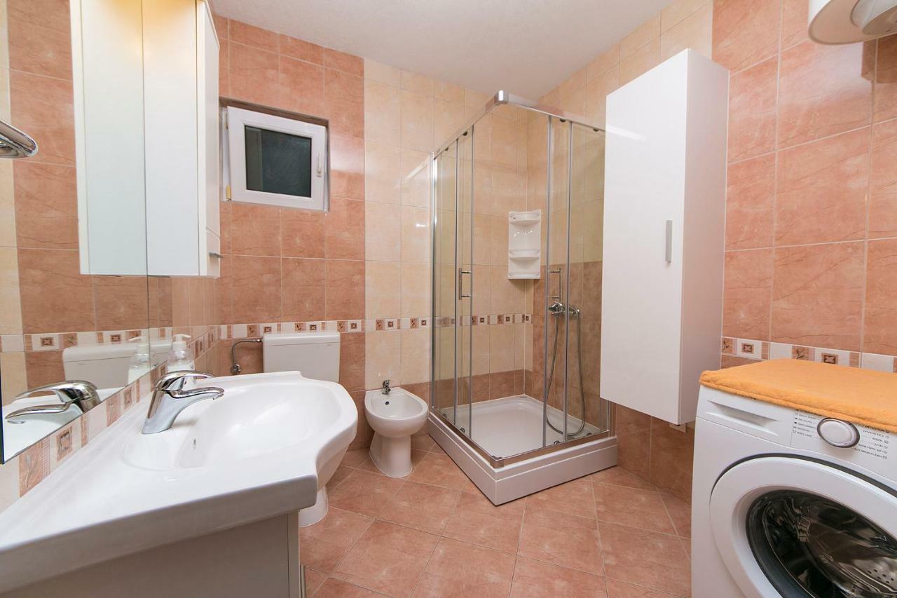 Apartment Marina Makarska Eksteriør billede